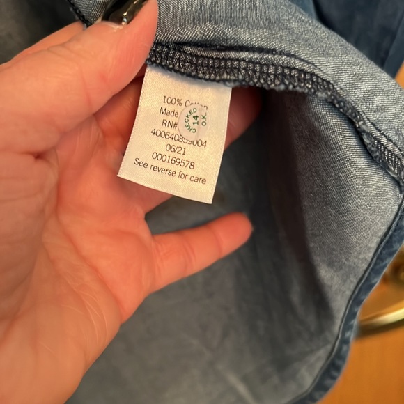 So denim button up top - size small NWOT - Picture 4 of 5